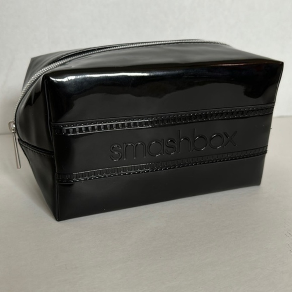New SMASHBOX Makeup CASE Cosmetic BAG shiny